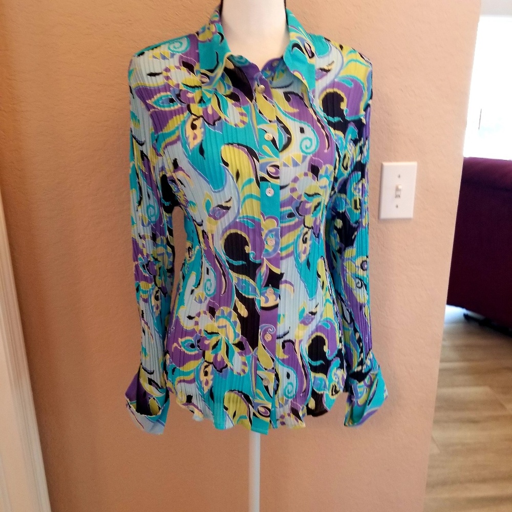 Button Down Shirt, pleated, stretchy